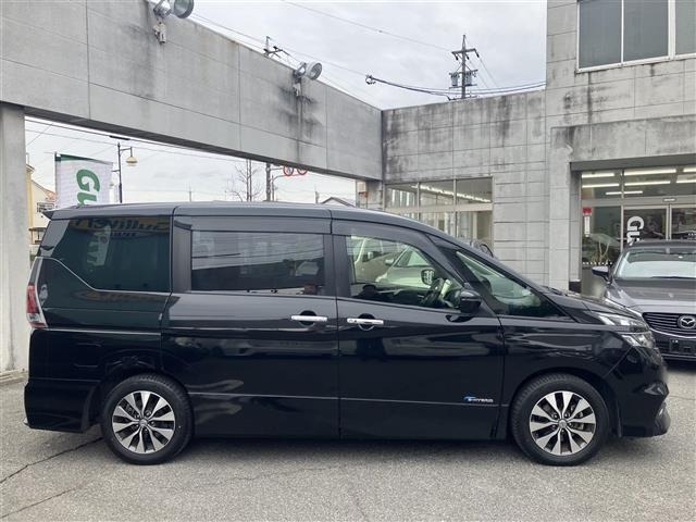 Nissan SERENA 2017 6979081-10