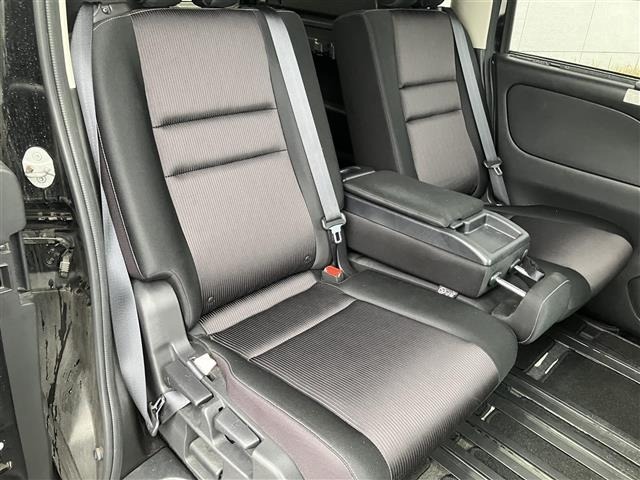 Nissan SERENA 2017 6979081-2