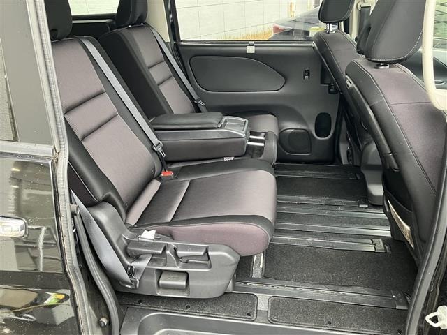 Nissan SERENA 2017 6979081-21