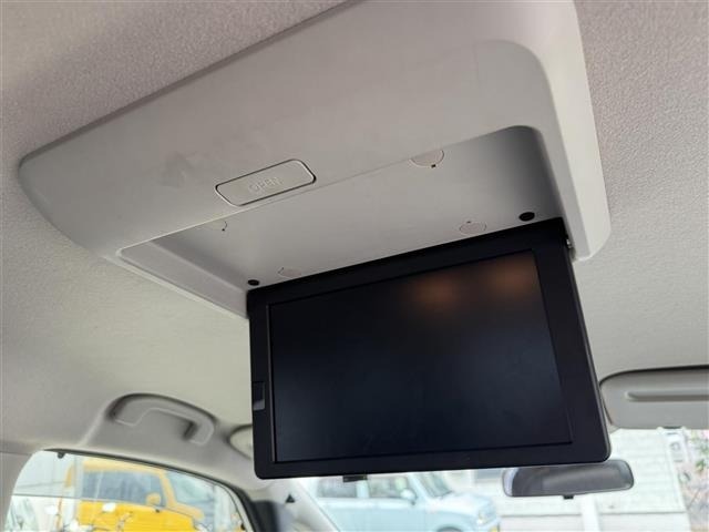 Nissan SERENA 2017 6979150-18