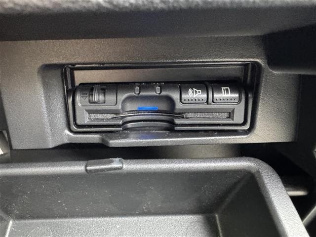 Nissan SERENA 2017 6979150-21