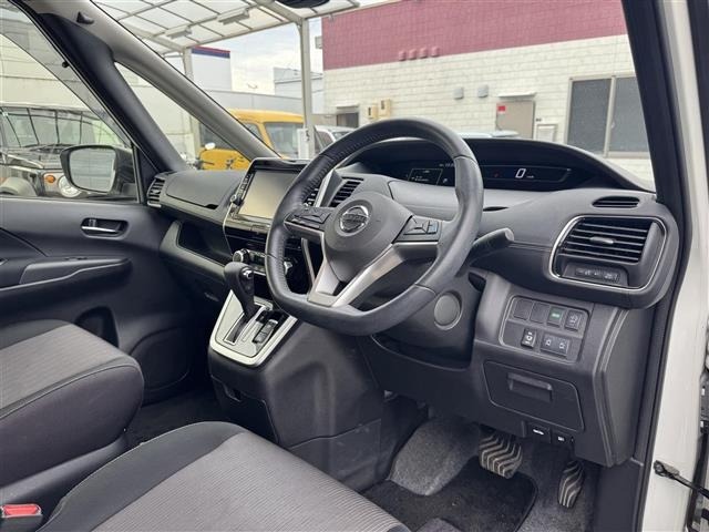 Nissan SERENA 2017 6979150-8
