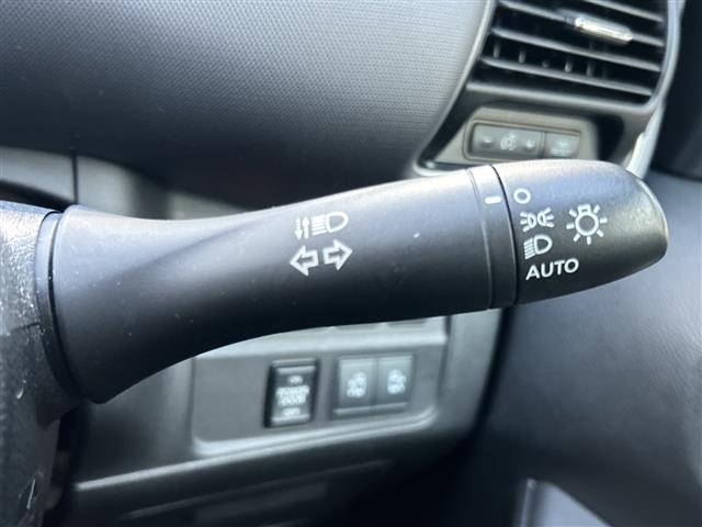 Nissan SERENA 2017 6979224-8