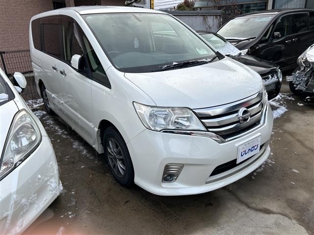 Nissan SERENA 2012 6979295-0