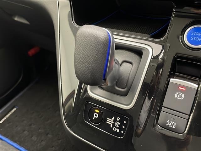 Nissan SERENA 2021 6979308-1