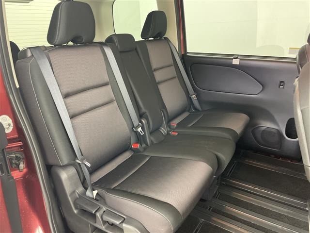 Nissan SERENA 2018 6979702-6