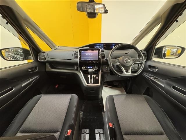 Nissan SERENA 2017 6979739-15
