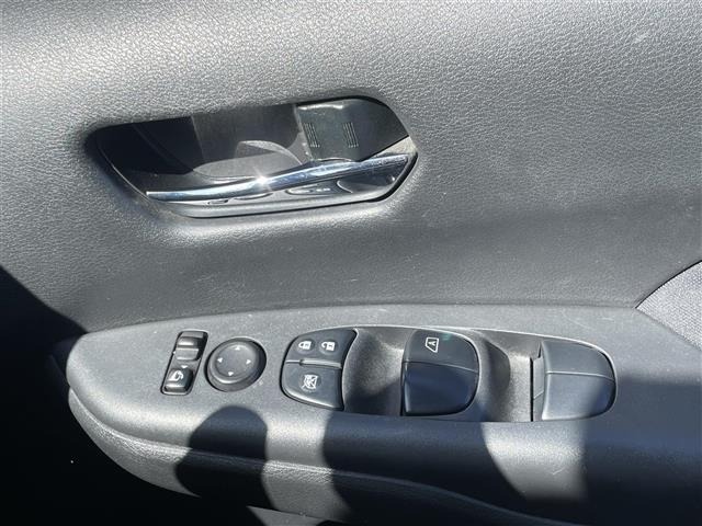 Nissan SERENA 2017 6980098-10