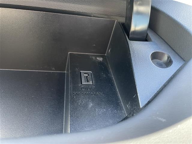 Nissan SERENA 2017 6980098-12