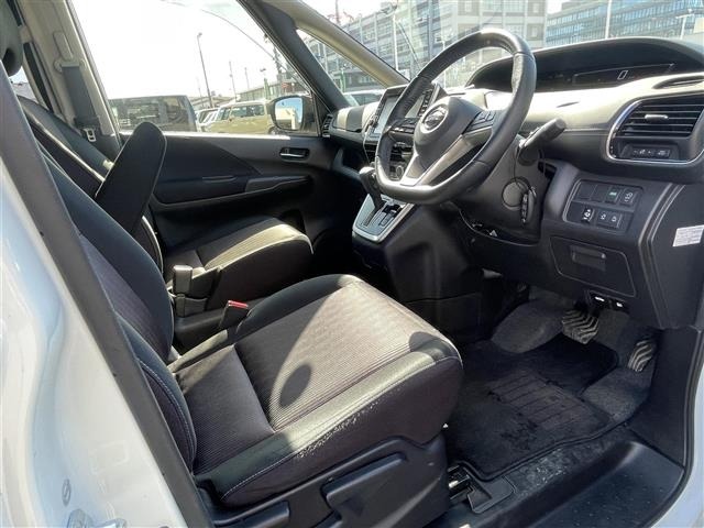 Nissan SERENA 2017 6980098-2