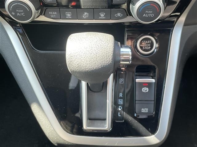 Nissan SERENA 2017 6980098-8