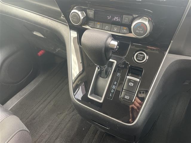 Nissan SERENA 2019 6980604-12