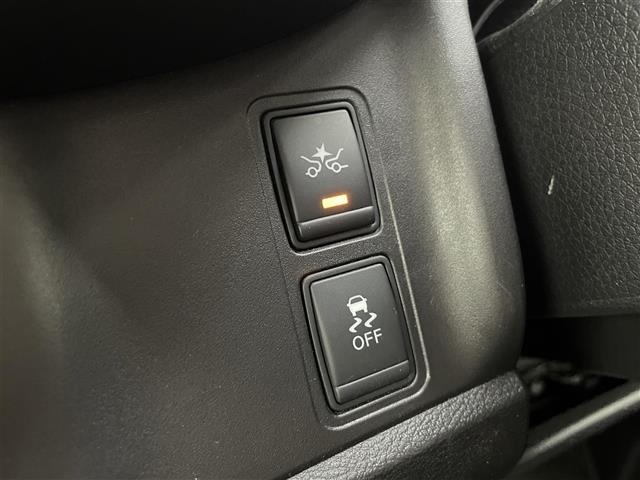 Nissan SERENA 2017 6980648-3