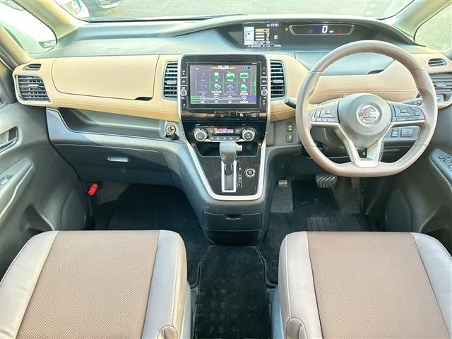 Nissan SERENA 2017 6980707-14