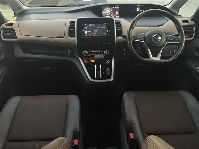 Nissan SERENA 2016 6980871-15