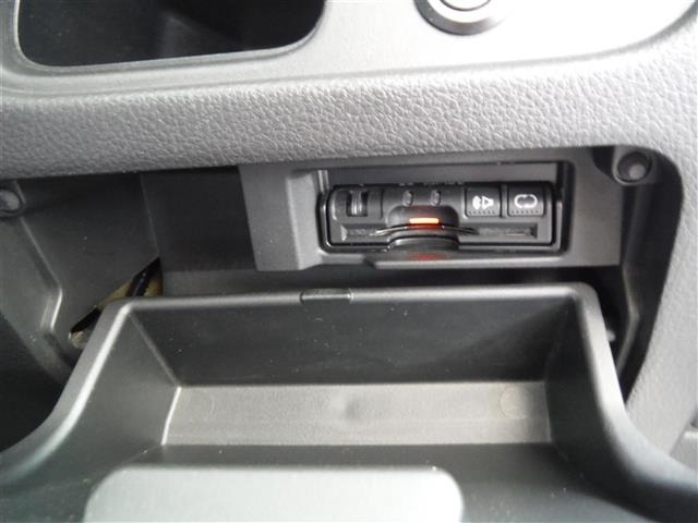 Nissan SERENA 2011 6980892-3
