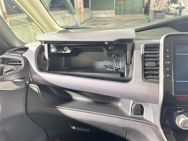 Nissan SERENA 2022 6980955-3