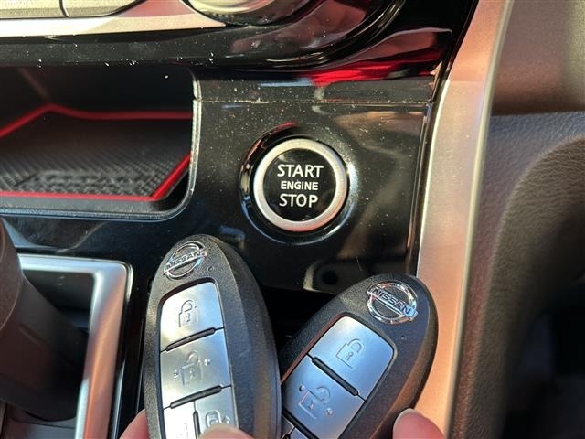 Nissan SERENA 2017 6981013-12