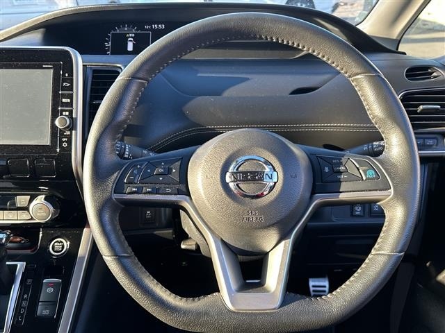 Nissan SERENA 2017 6981013-18