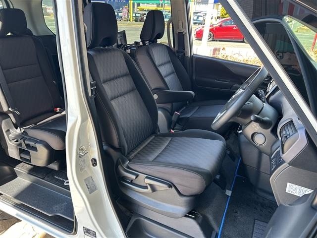 Nissan SERENA 2020 6981041-2
