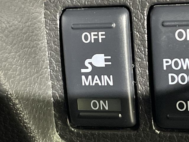 Nissan SERENA 2013 6981614-11