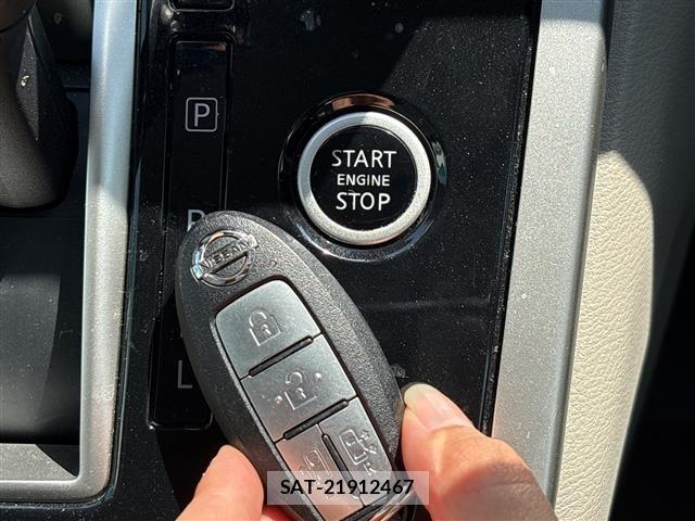 Nissan SERENA 2017 6981632-21