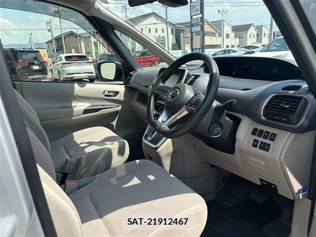 Nissan SERENA 2017 6981632-7