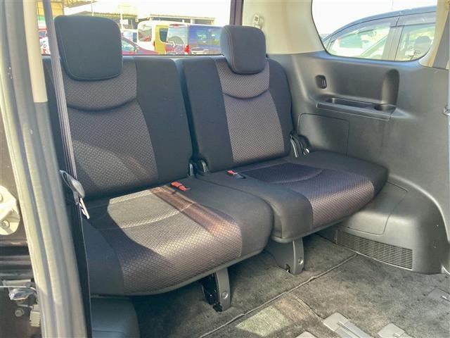 Nissan SERENA 2011 6981673-19