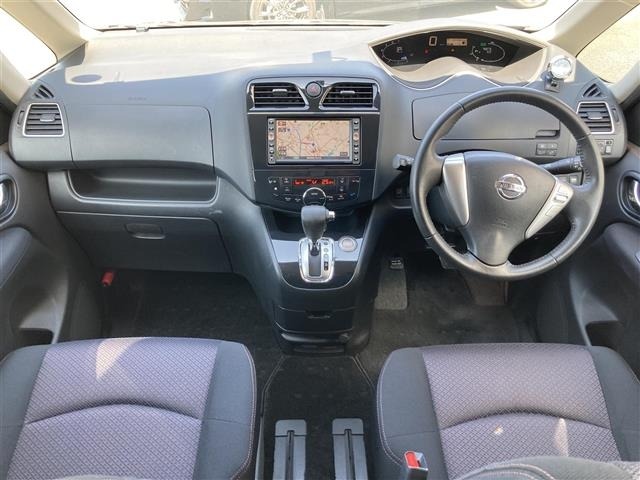 Nissan SERENA 2011 6981673-31