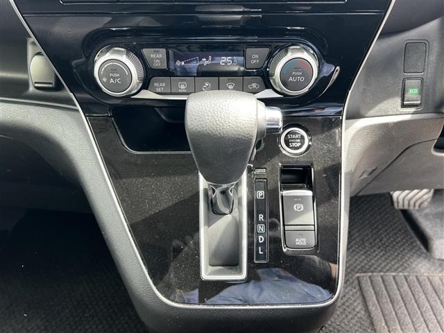 Nissan SERENA 2021 6981674-10