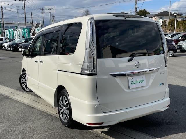 Nissan SERENA 2014 6982027-13