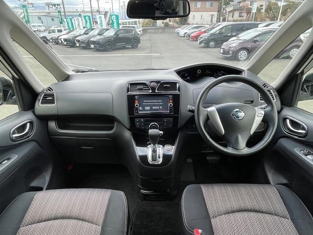 Nissan SERENA 2014 6982027-14