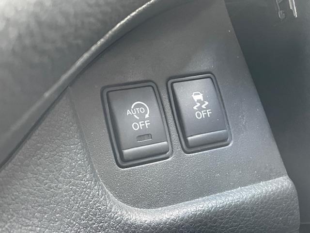 Nissan SERENA 2014 6982027-8