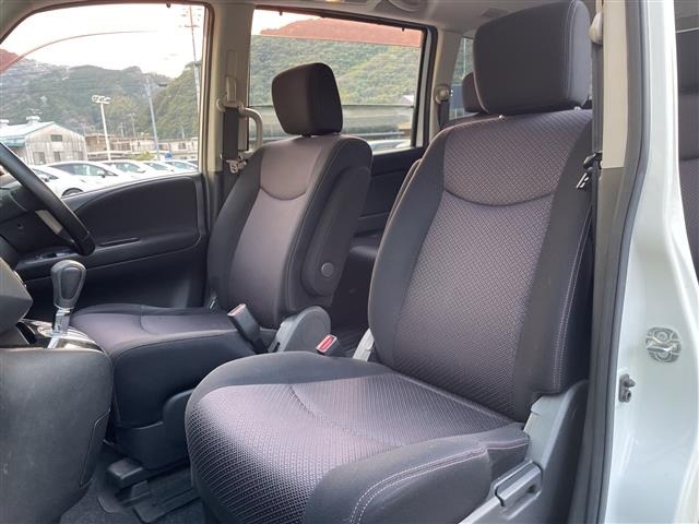 Nissan SERENA 2011 6982117-20