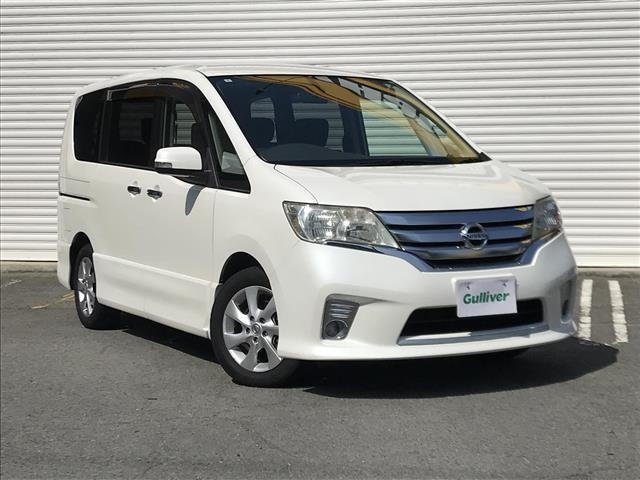 Nissan SERENA 2011 6982133-0