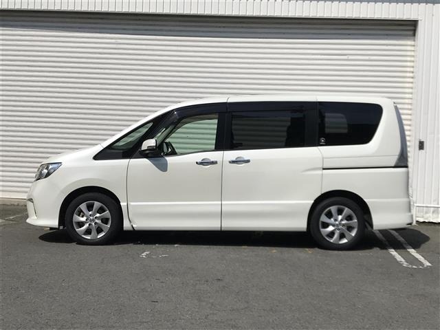 Nissan SERENA 2011 6982133-10