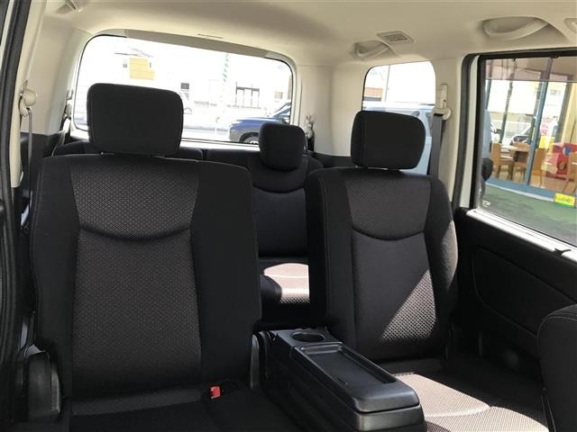 Nissan SERENA 2011 6982133-3