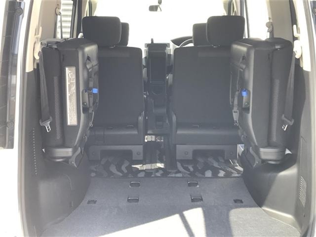 Nissan SERENA 2011 6982133-7