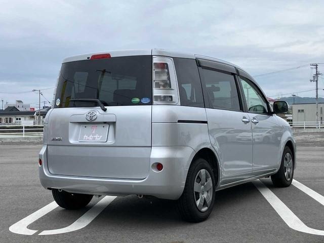 Toyota SIENTA 2013 6973333-1
