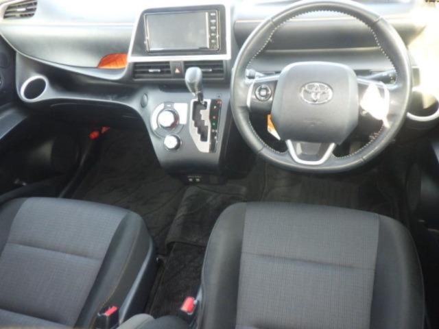 Toyota SIENTA 2021 6973357-3