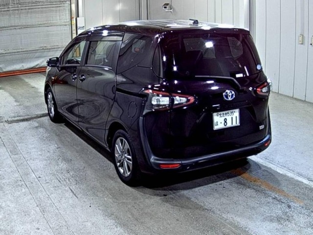 Toyota SIENTA 2017 6973358-1