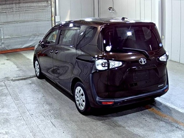 Toyota SIENTA 2015 6973359-1