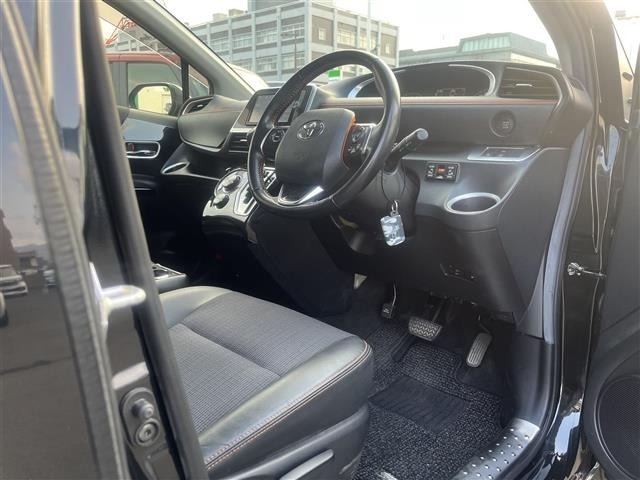 Toyota SIENTA 2017 6973433-4