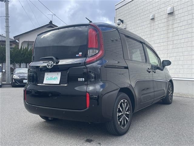 Toyota SIENTA 2022 6973656-18