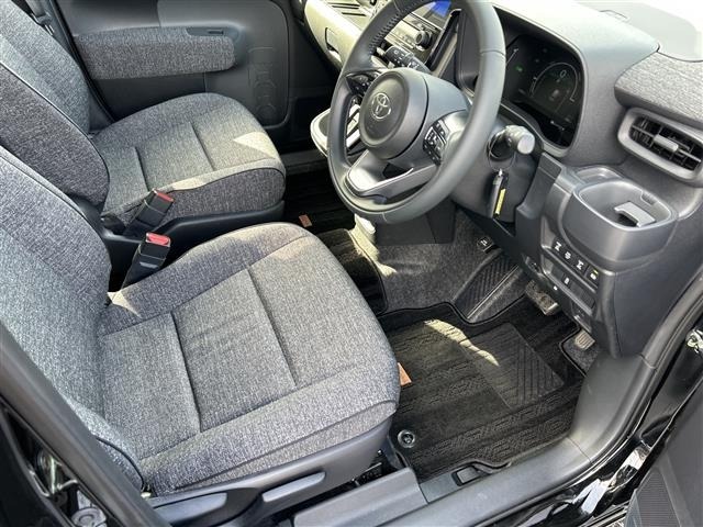 Toyota SIENTA 2024 6973658-2