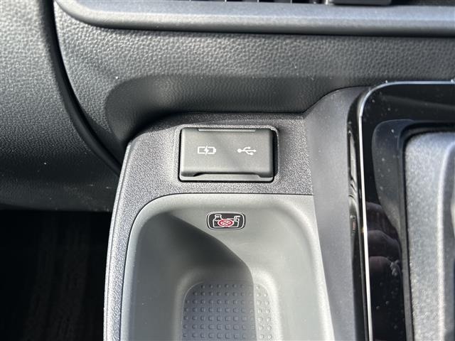 Toyota SIENTA 2024 6973658-21