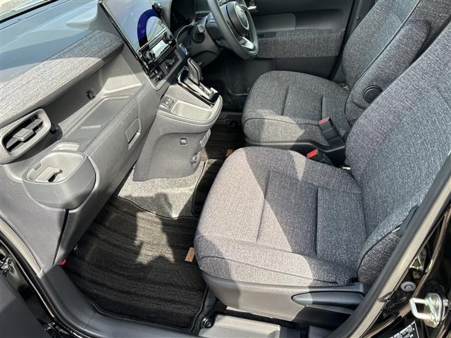 Toyota SIENTA 2024 6973658-6