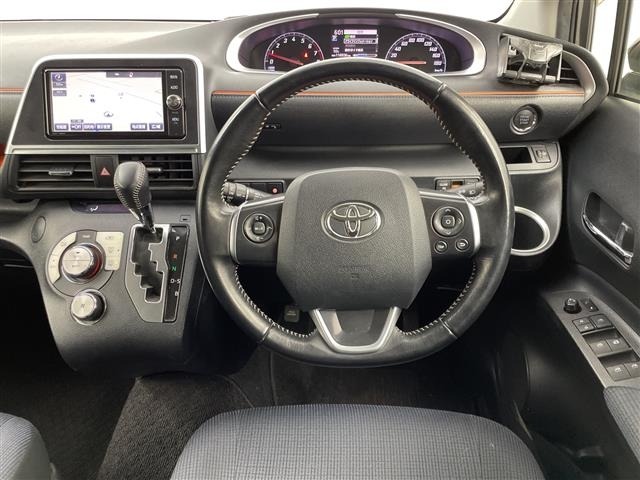 Toyota SIENTA 2018 6973664-4