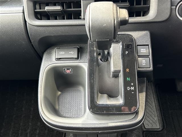 Toyota SIENTA 2023 6973680-10