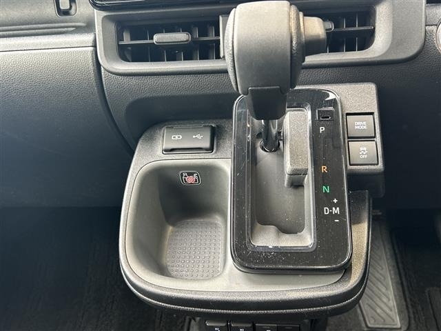 Toyota SIENTA 2023 6973701-10
